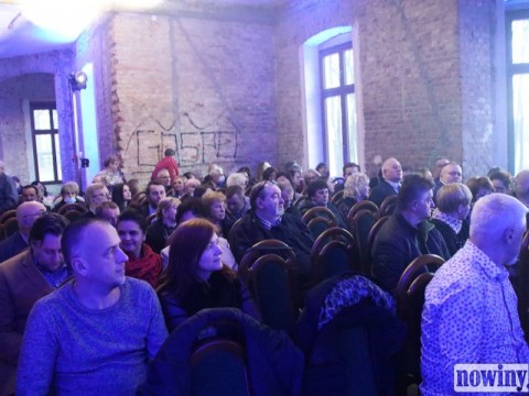 1095697-1644690550-87683100