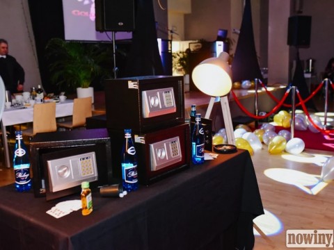 1287411-1677961414-02606200