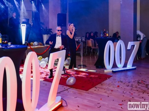 1287448-1677961442-40097100