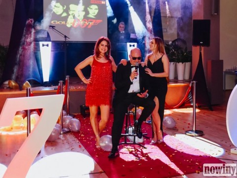 1287489-1677961472-83934100