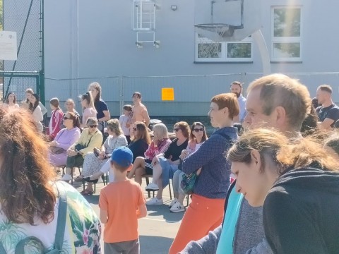 1dab66c0-43bf-447e-88cb-38d5ffaa6f1e