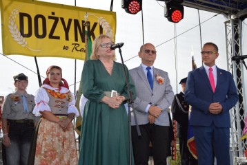 il20250909-934655295-xlarge