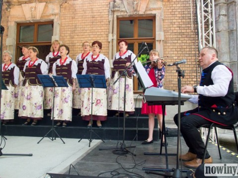 1017805-1622737226-96776400