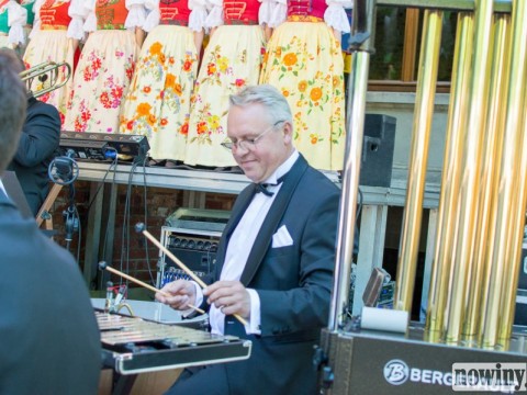 1017866-1622737239-93390500