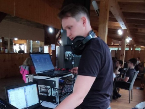 received-1207710402998827