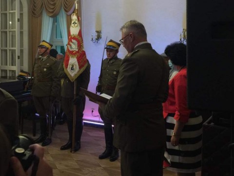 received-342589380612925