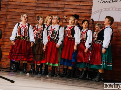 1716935-1754758378-65016100