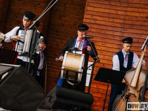 1716940-1754758381-49912300