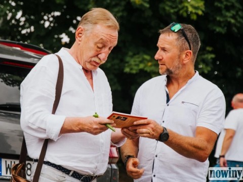 1716949-1754758387-06207300