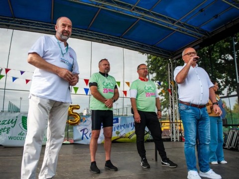 1730938-1756745558-10802100