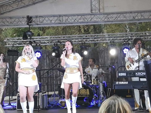 40073316-1914180038642606-2911850456454004736-n