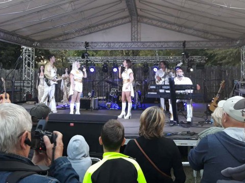 40128098-1097482567073875-2502491239367049216-n