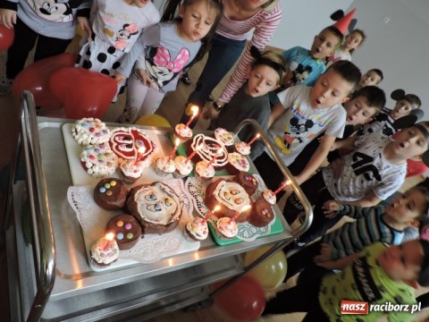 1542975080dscn9902-