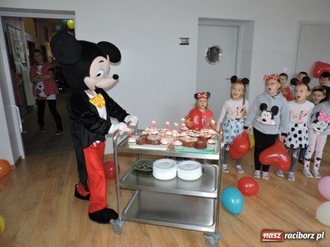1542975088dscn9898-