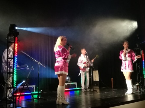 IMG-20190212-193740