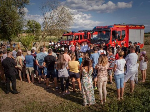 FB-IMG-1565027289300