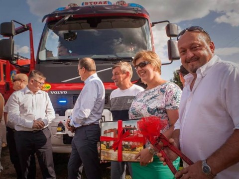 FB-IMG-1565027298315