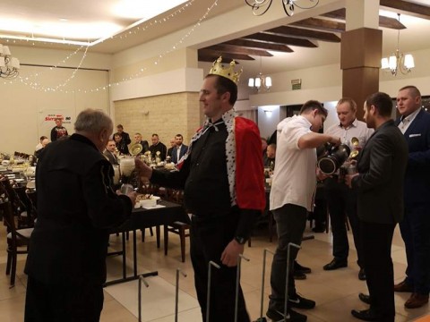 IMG-20191207-194301