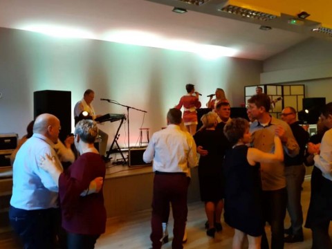 84228019-182316766470009-7846309649497194496-n